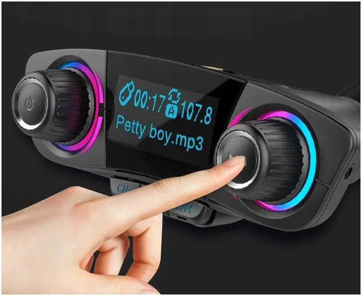 transmiter-usb-do-samochodu-do-muzyki-fm-bluetooth