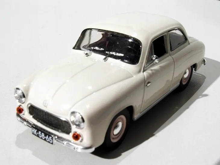 deagostini-syrena-104