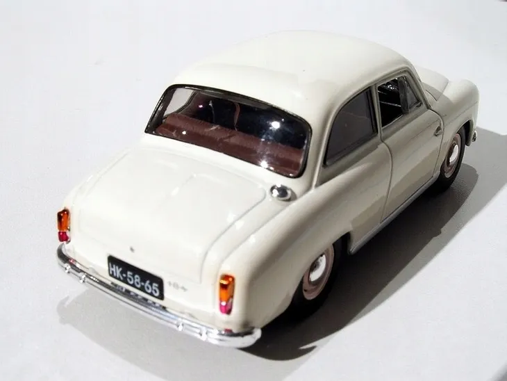 deagostini-syrena-104