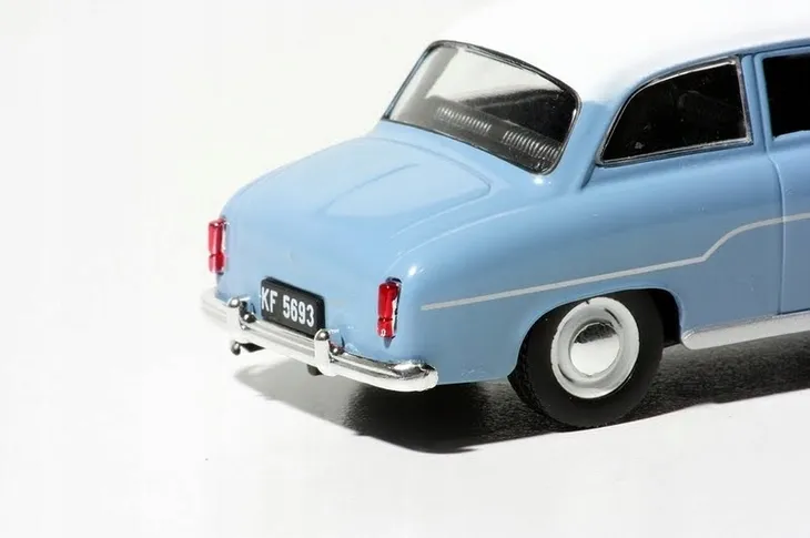 deagostini-syrena-102
