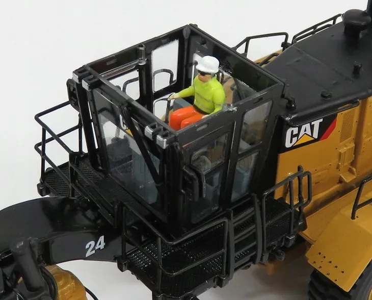 dm-models-caterpillar-cat24