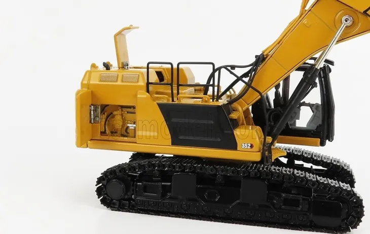 dm-models-caterpillar-352