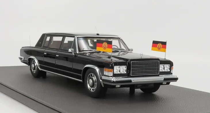 topmarques-zil-4104-nrd