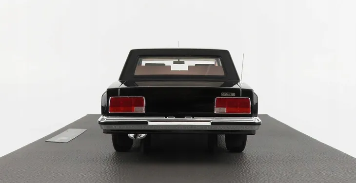 topmarques-zil-4104-nrd