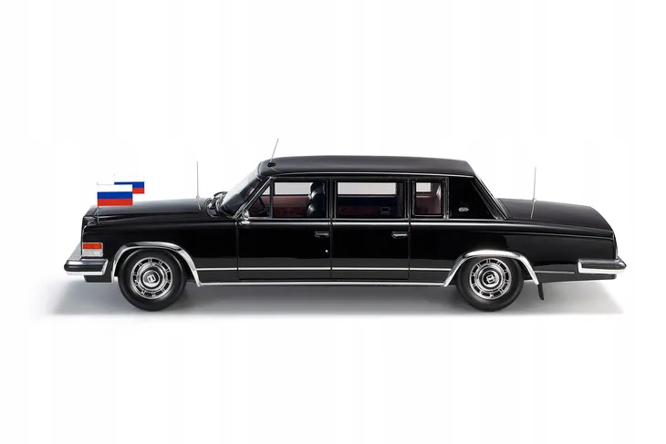topmarques-zil-4104-rosja
