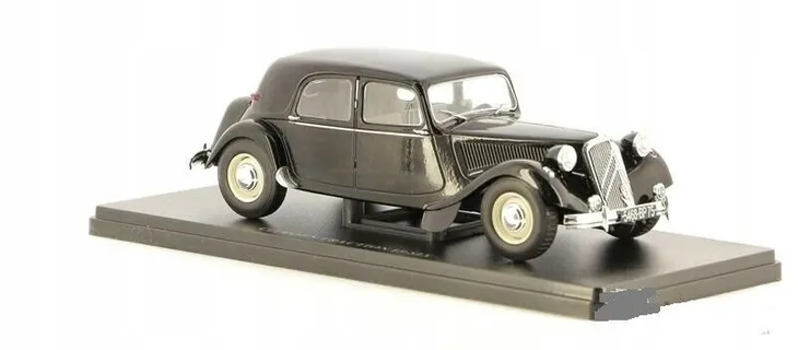 hachette-citroen-15-1953