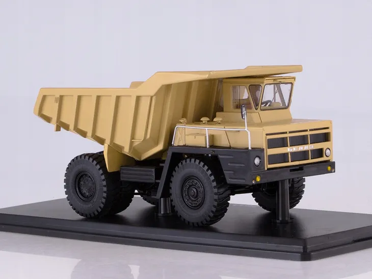 ssm-belaz-7522-bezowy