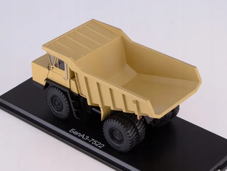 ssm-belaz-7522-bezowy