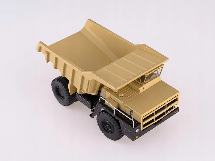ssm-belaz-7522-bezowy