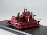 modelpro-rozscielacz-asfaltu-d-150b