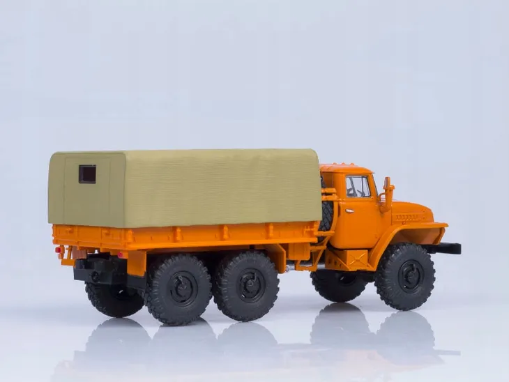 aist-ural-4320