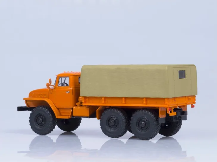 aist-ural-4320