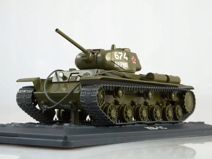 modimio-czolg-kw-1s