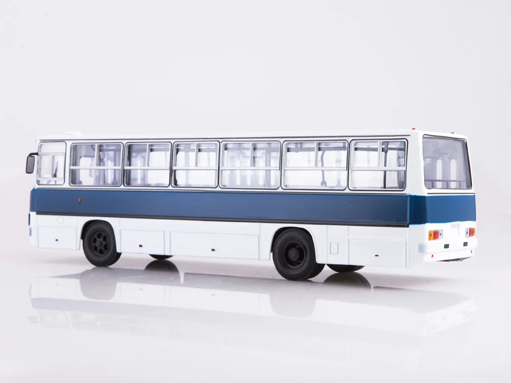 sa-ikarus-260-bialo-niebieski