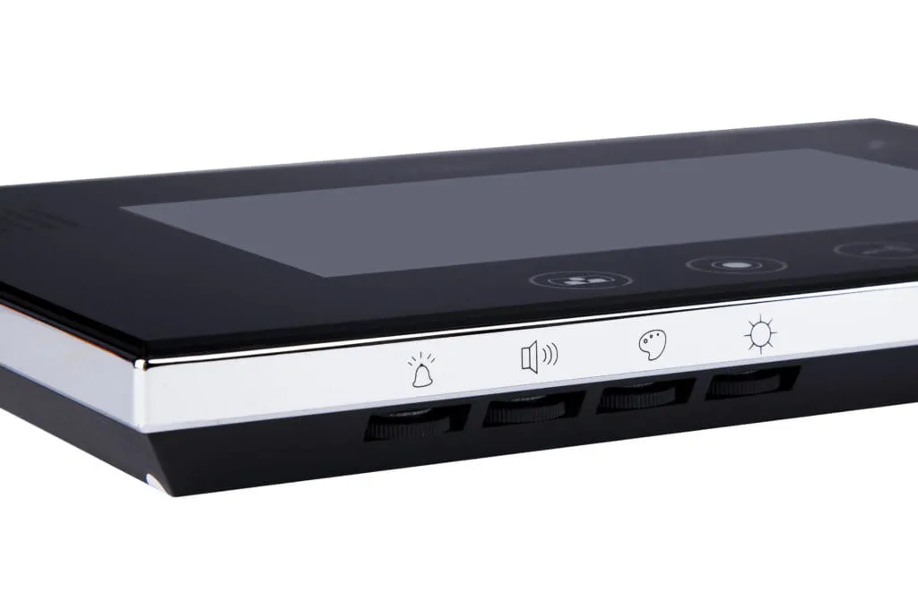 monitor-m670b