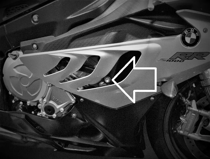crash-pady-ramy-bmw-s-1000-rr-do-2011-azarel-basic-stan-nowy