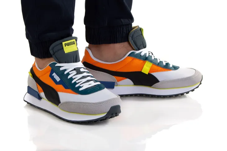 future-rider-play-on-44-marka-puma