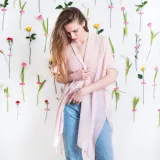 ponczo-delicate-pink-stan-nowy
