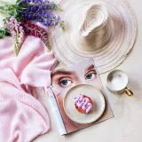 ponczo-delicate-pink-stan-nowy