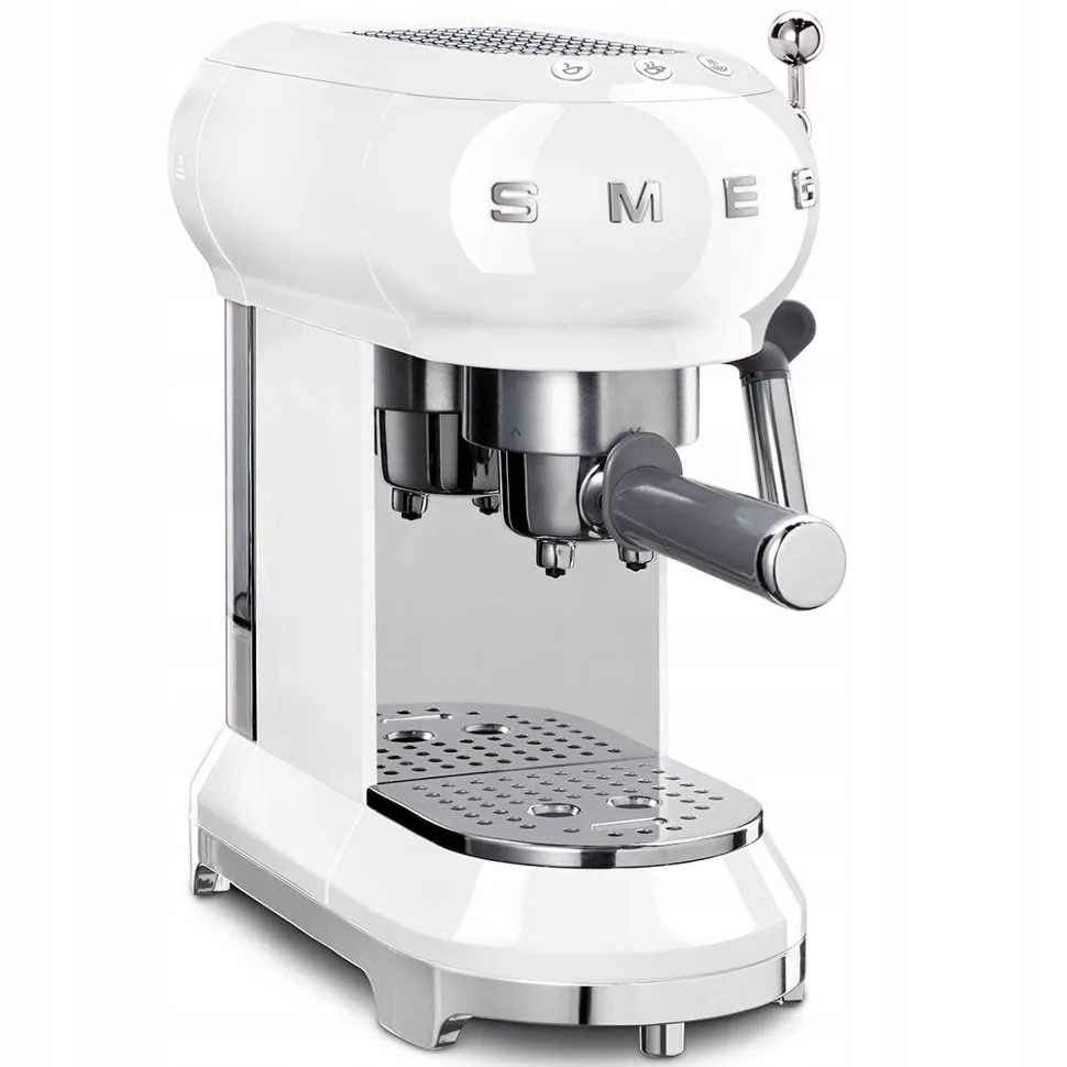 ekspres-kolbowy-smeg-ecf01wheu
