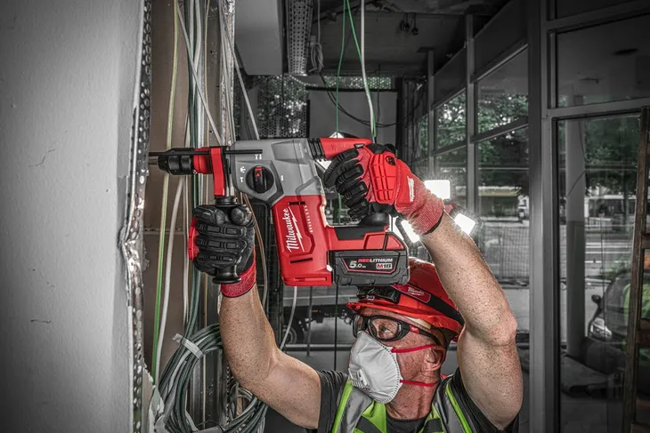 mloto-sds-plus-milwaukee-m18-blhx-0x-energia-udaru-2-3-j