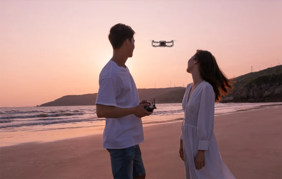 dron-dji-mini-se-fly-more-combo