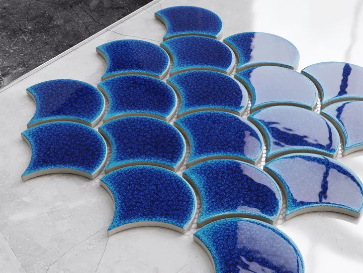 mozaika-ceramiczna-fish-scale-deep-blue-niebieska