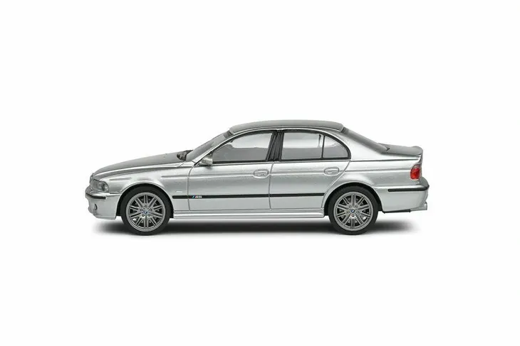 solido-bmw-m5-e39-srebrny-stan-nowy-stan-zlozenia-calosc-die-cast