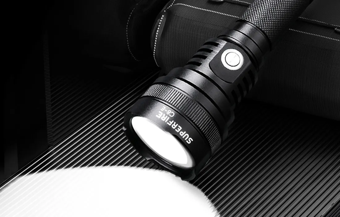 latarka-superfire-c8-e-320lm