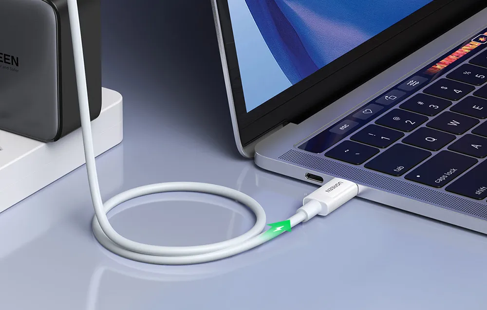 kabel-usb-c-do-usb-c-ugreen-usb4-40gbps-0-8m-bialy