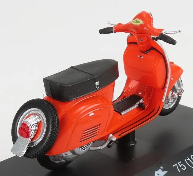 centauria-piaggio-vespa-75-1967-stan-nowy