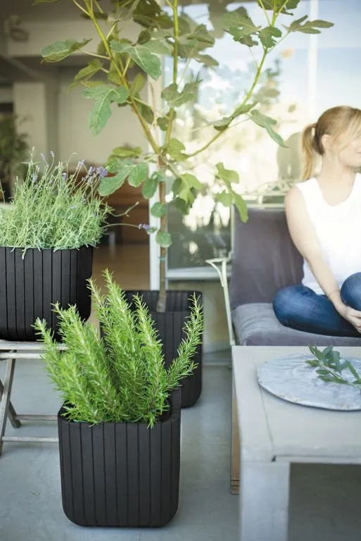 doniczka-cube-planter-m-brazowa
