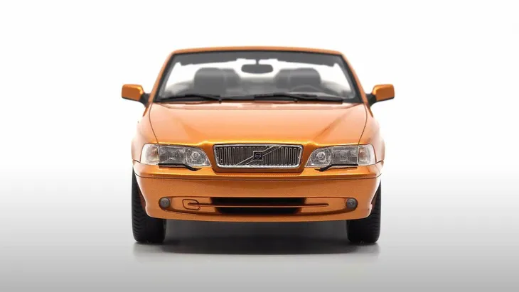 dna-volvo-c70-2000-marka-inna