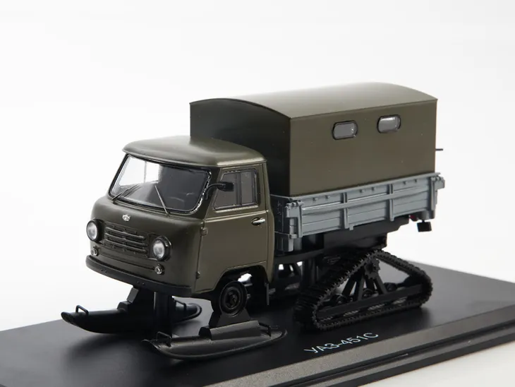 lastochka-uaz-451s-stan-nowy-marka-inna