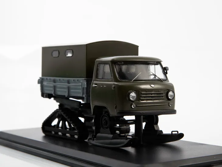 lastochka-uaz-451s-marka-inna-stan-zlozenia-calosc-die-cast