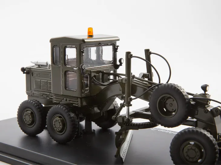 modelpro-d-598-khaki-stan-nowy-marka-inna-stan-zlozenia-calosc-die-cast
