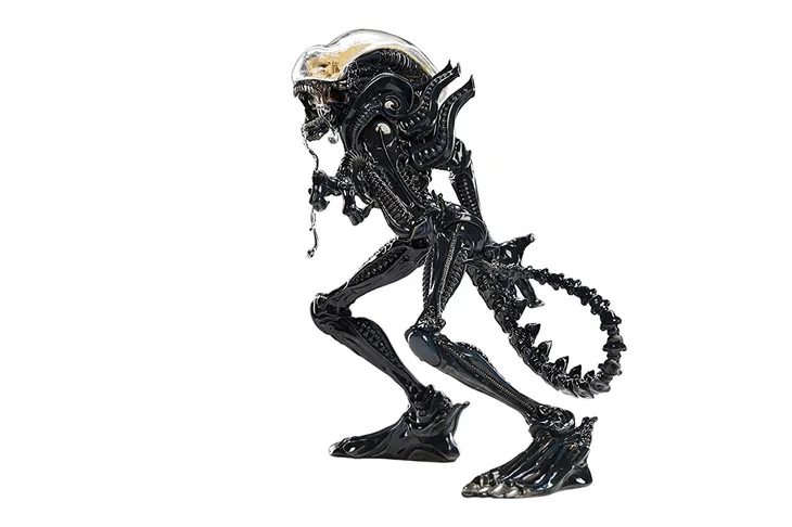 figurka-alien-mini-epics-xenomorph-stan-nowy