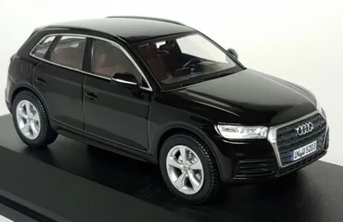 i-scale-audi-q5-2016-czarny-marka-inna