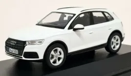 i-scale-audi-q5-2016-bialy