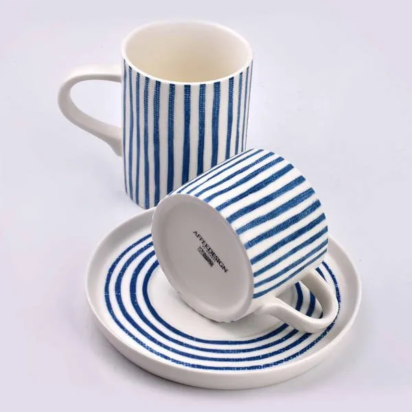 kubek-navy-paski-380-ml-stan-nowy