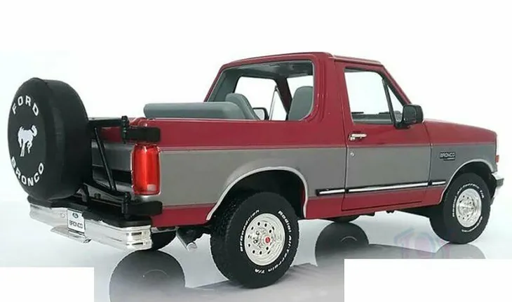 greenlight-ford-bronco-xlt-1996-czerwony-stan-zlozenia-calosc-die-cast