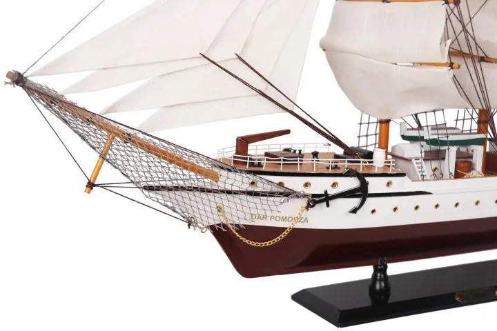 model-zaglowca-dar-pomorza-80cm-darpom80-stan-nowy