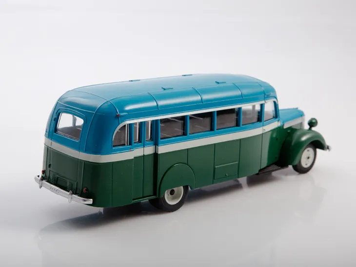 modimio-zis-16-stan-nowy-stan-zlozenia-calosc-die-cast
