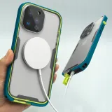 etui-wodoodoporne-do-iphone-13-pro-catalyst-funkcje-wodoodpornosc-ladowanie-indukcyjne-pochlanianie-wstrzasow