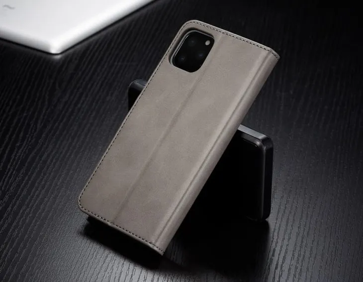 etui-z-klapka-bizon-case-do-iphone-11-pro-max-material-tworzywo-sztuczne