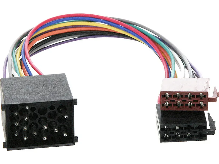 samochodowy-adapter-bmw-iso