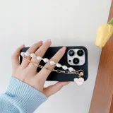 etui-zloty-lancuszek-do-iphone-13-pro-max-dedykowany-model-iphone-13-pro-max