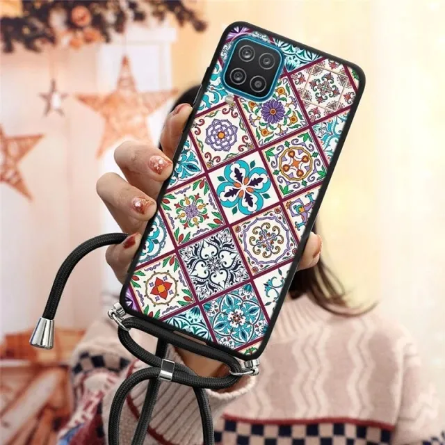 etui-smyczka-wzory-do-iphone-13-pro-max-stan-nowy