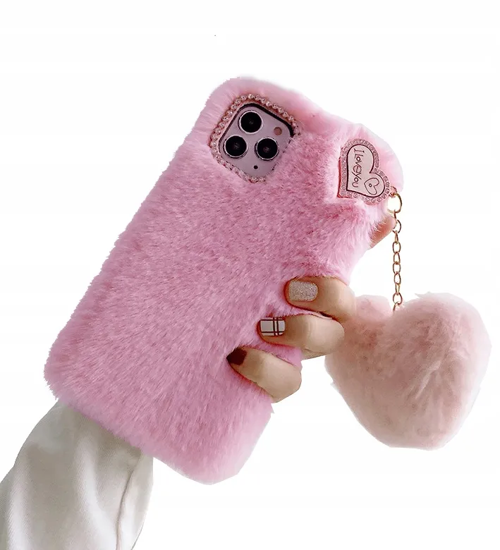 etui-pluszowy-roz-serce-do-iphone-13-pro-max-stan-nowy