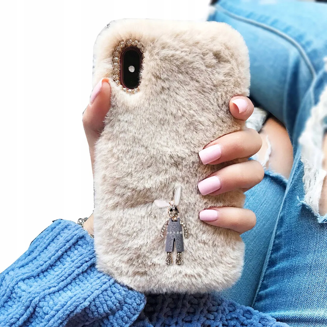 etui-pluszowe-zajac-do-iphone-13-pro-max-stan-nowy